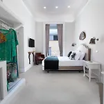 Grace 4*