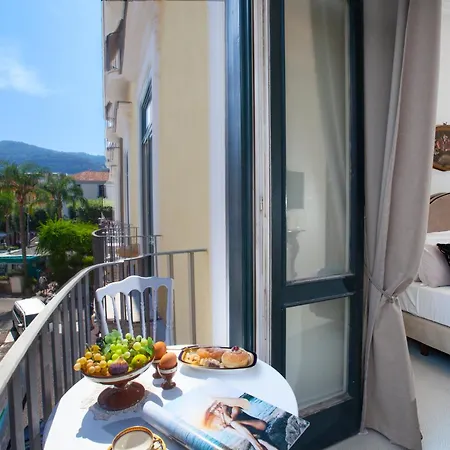 Grace 4* Sorrento